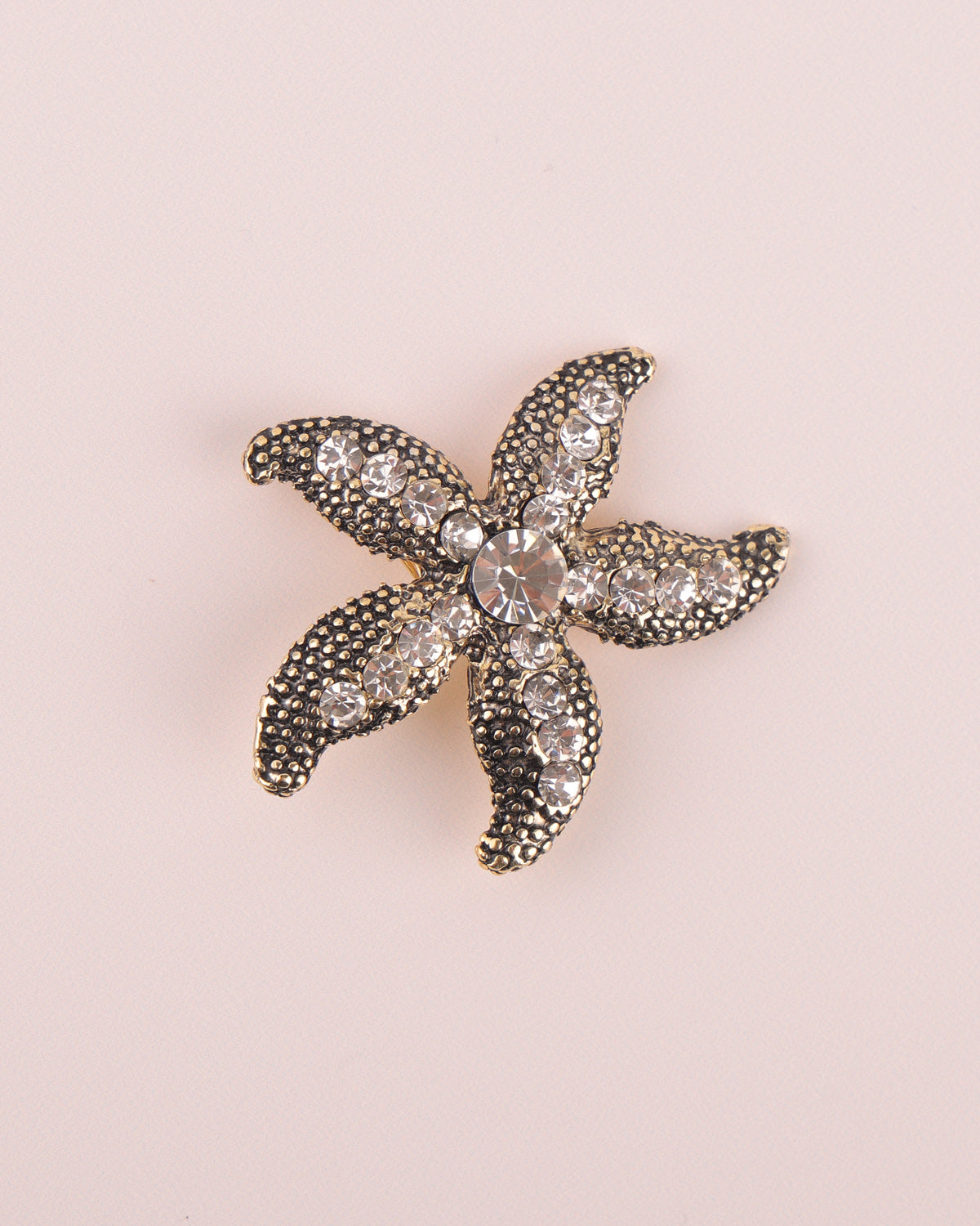 Brooch 9